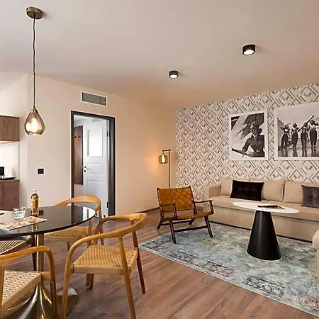 Master Linzergasse Apart Otel 4*